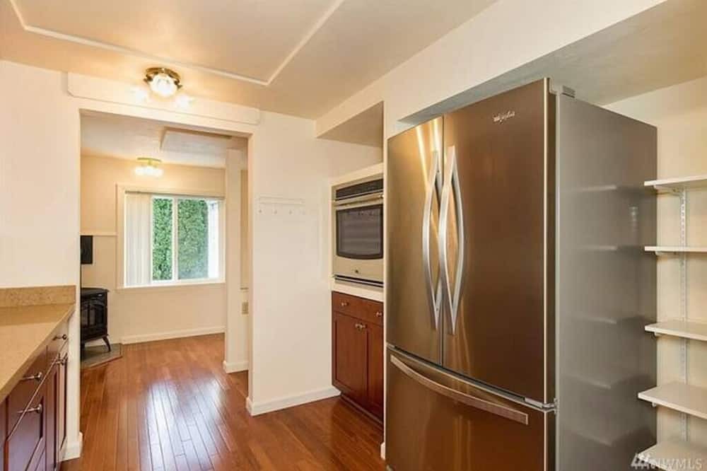 Photo of Others in Haller Lake