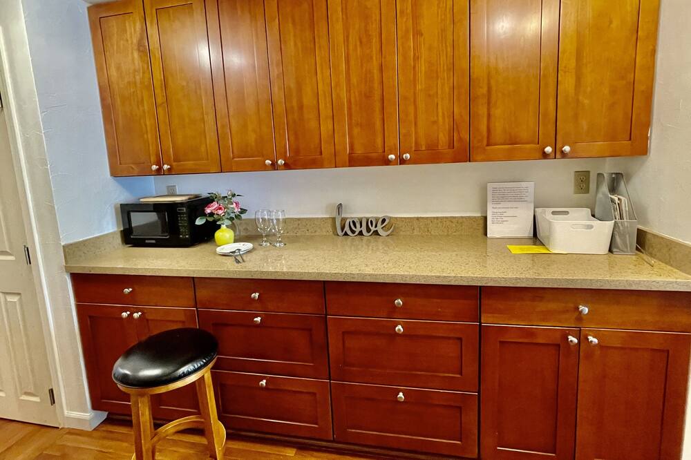 Photo of Kitchen in Haller Lake