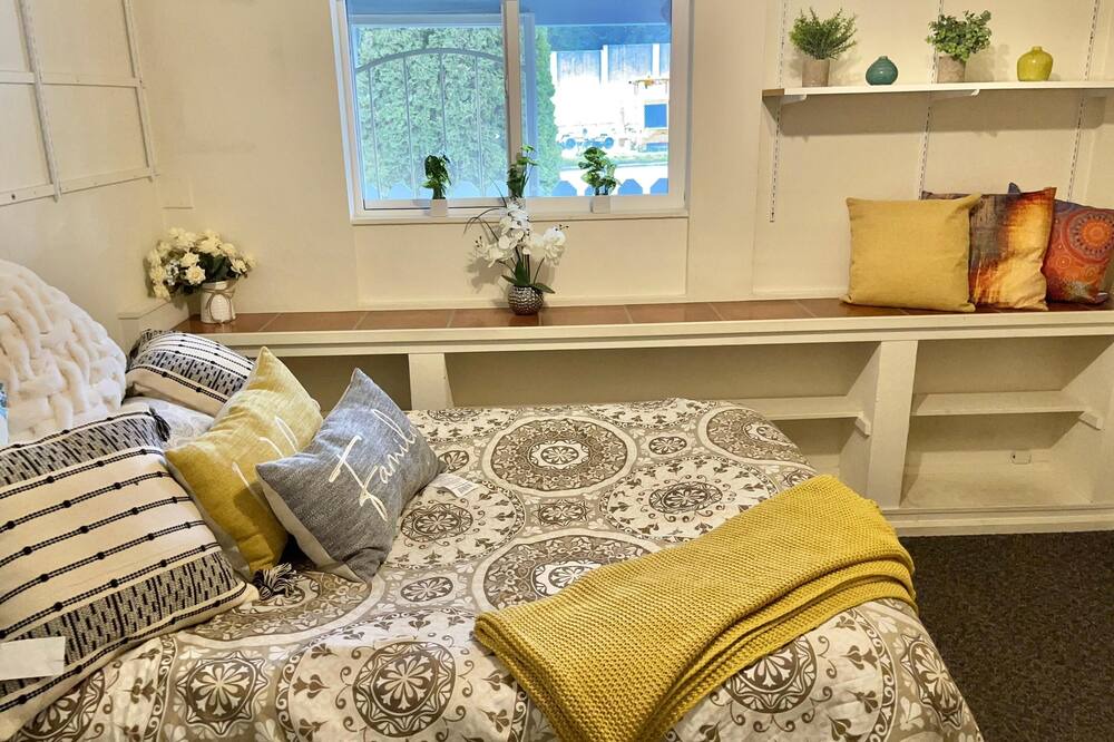 Photo of Bedroom in Haller Lake