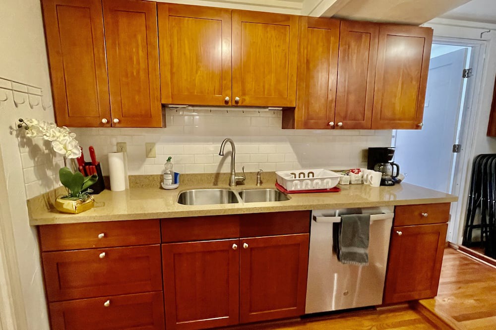 Photo of Kitchen in Haller Lake