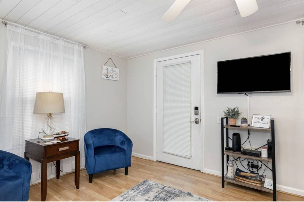 Photo of Bedroom in Surfside Beach