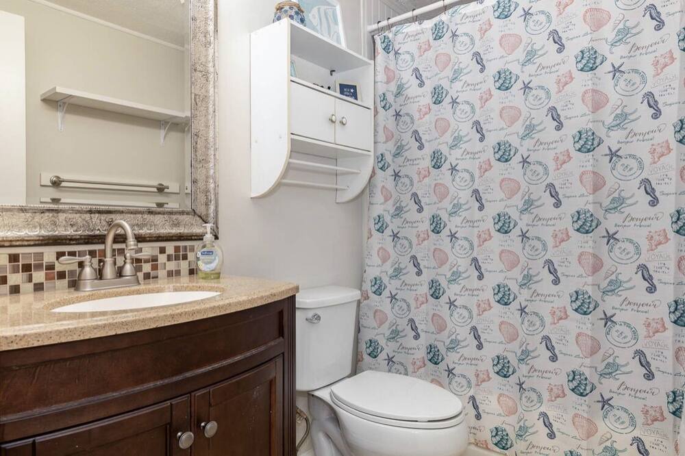 Photo of Bedroom in Surfside Beach