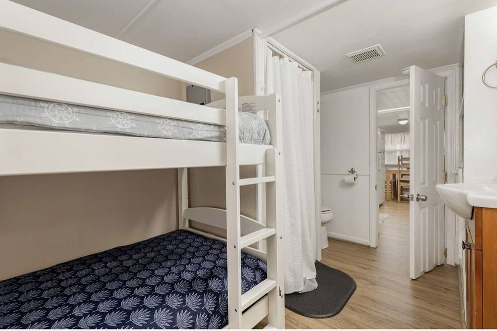 Photo of Bedroom in Surfside Beach