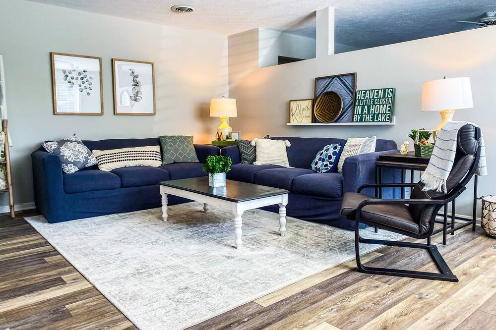 Photo of Livingroom in Gilbertsville