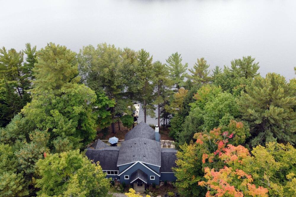 Photo of Outdoor in Rosseau