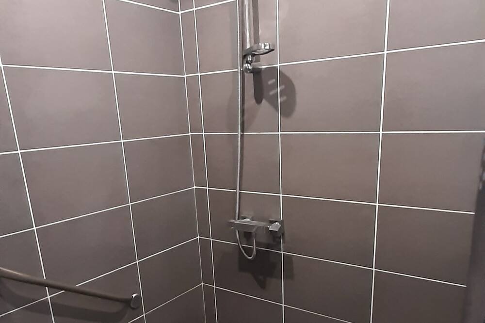 Photo of Bathroom in Bonnebosq