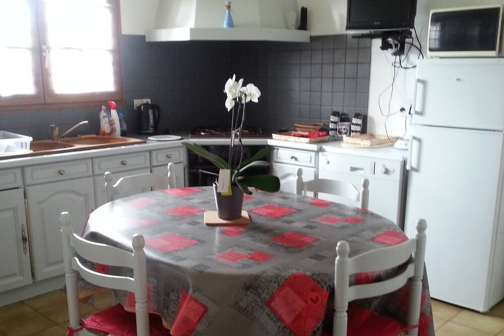 Photo of Kitchen in Sallertaine