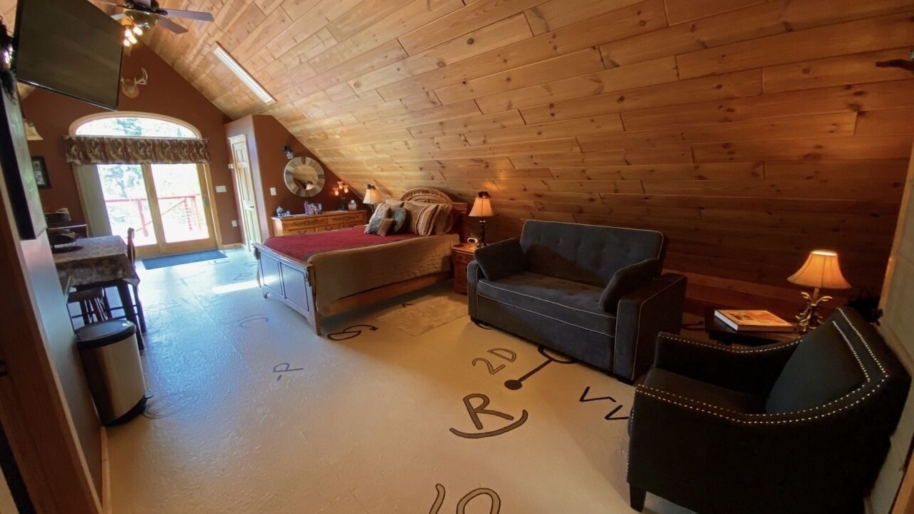 Photo of Livingroom in Platte County