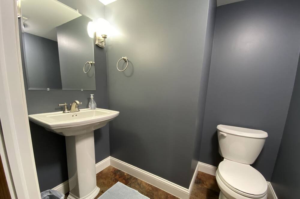 Photo of Bathroom in Kentwood