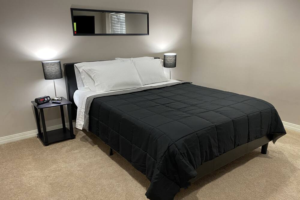 Photo of Bedroom in Kentwood