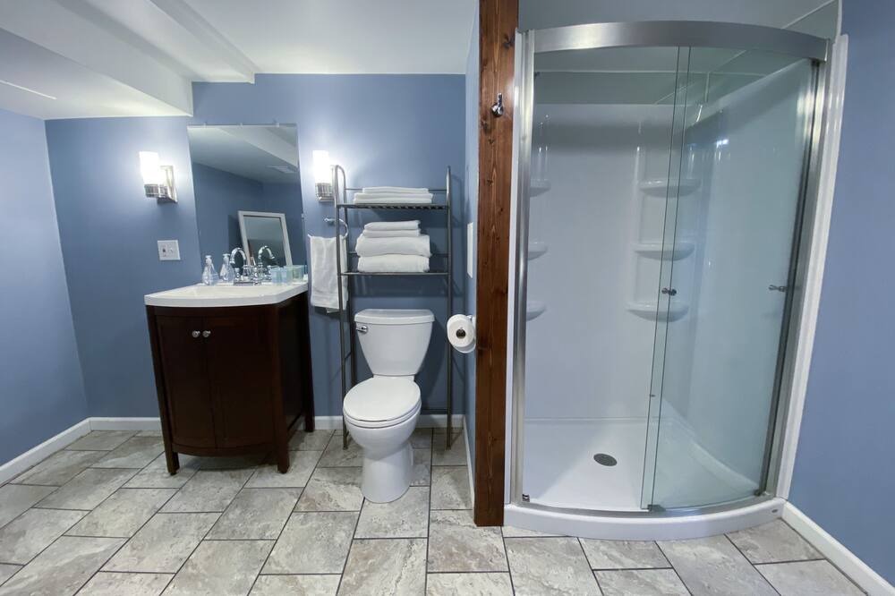 Photo of Bathroom in Kentwood