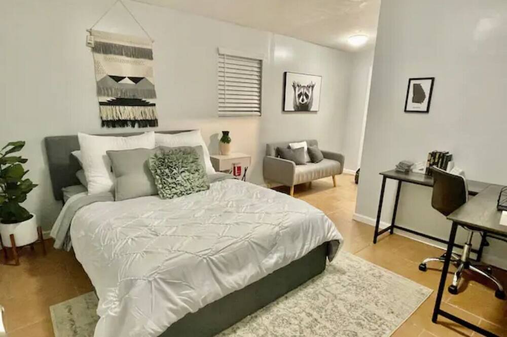 Photo of Bedroom in Burnettown