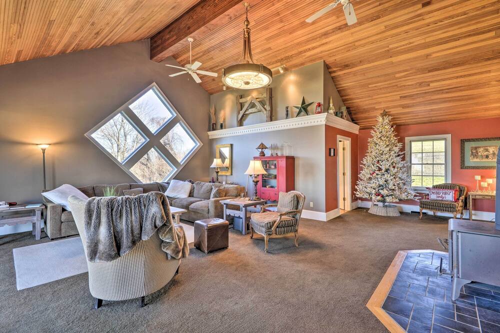 Photo of Bedroom in Tully