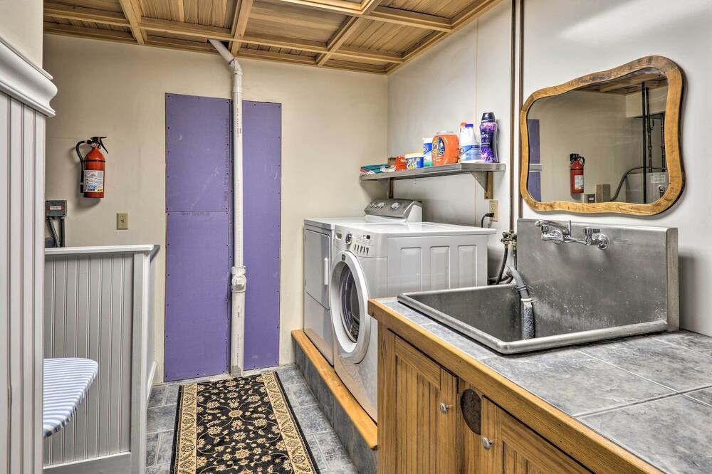 Photo of Bedroom in Tully