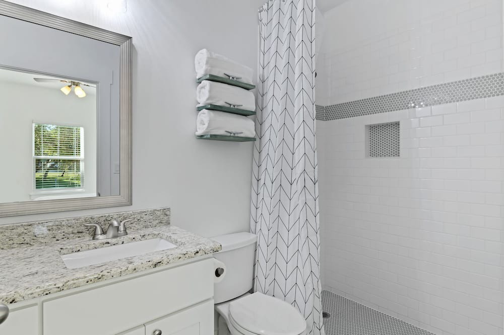 Photo of Bathroom in Rockport