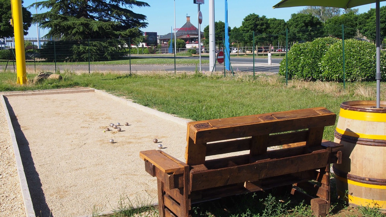 Photo of Outdoor in Chaintre