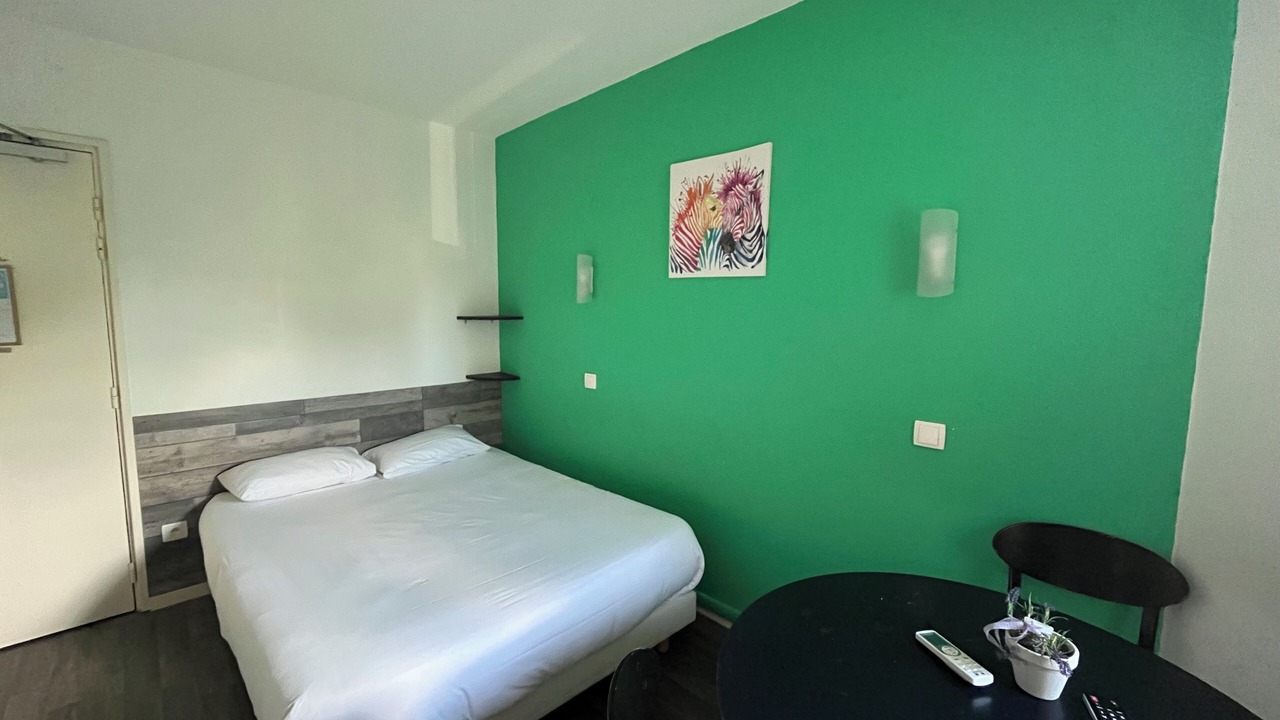 Photo of Bedroom in Chaintre