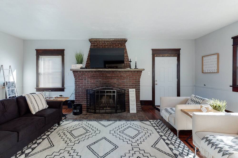 Photo of Livingroom in Hartville