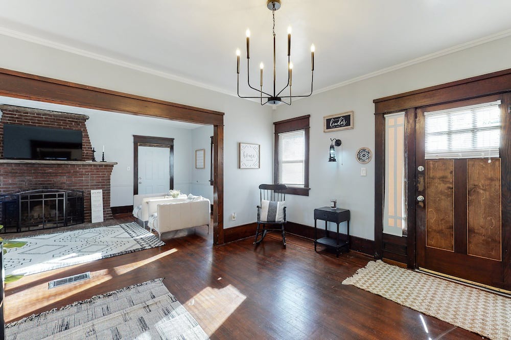 Photo of Bedroom in Hartville