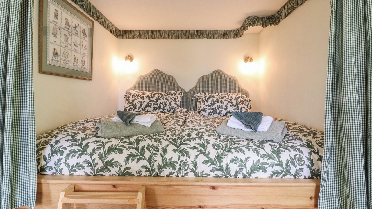 Photo of Others in Holymoorside