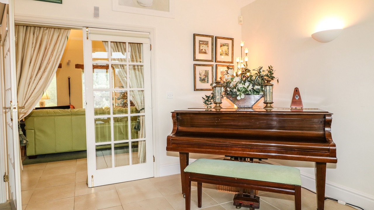 Photo of Others in Holymoorside