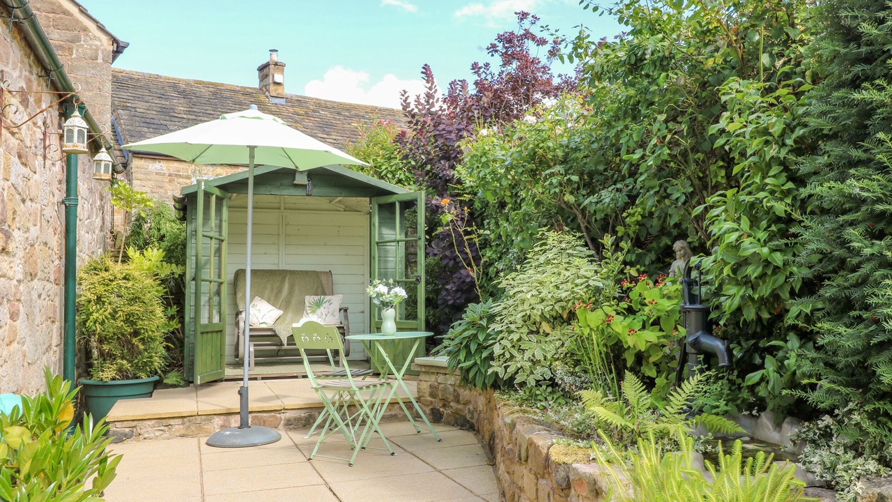 Photo of Others in Holymoorside