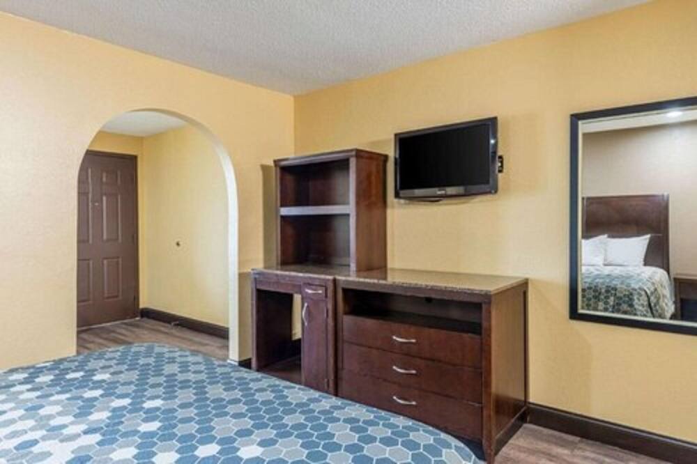 Photo of Bedroom in Drayton