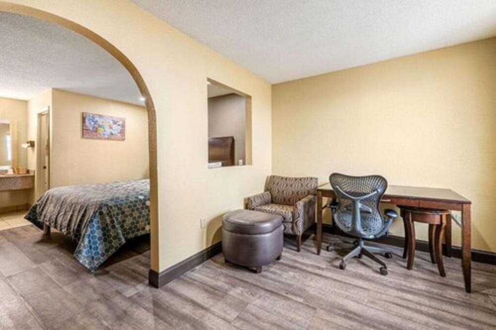 Photo of Bedroom in Drayton