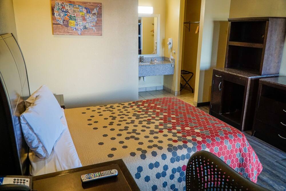 Photo of Bedroom in Drayton