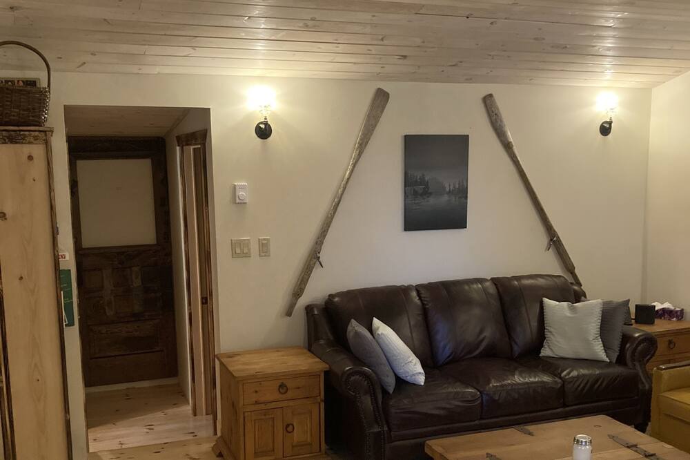 Photo of Livingroom in Algoma District