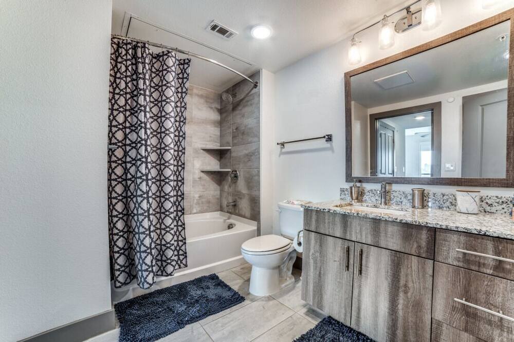 Photo of Bathroom in West Dallas