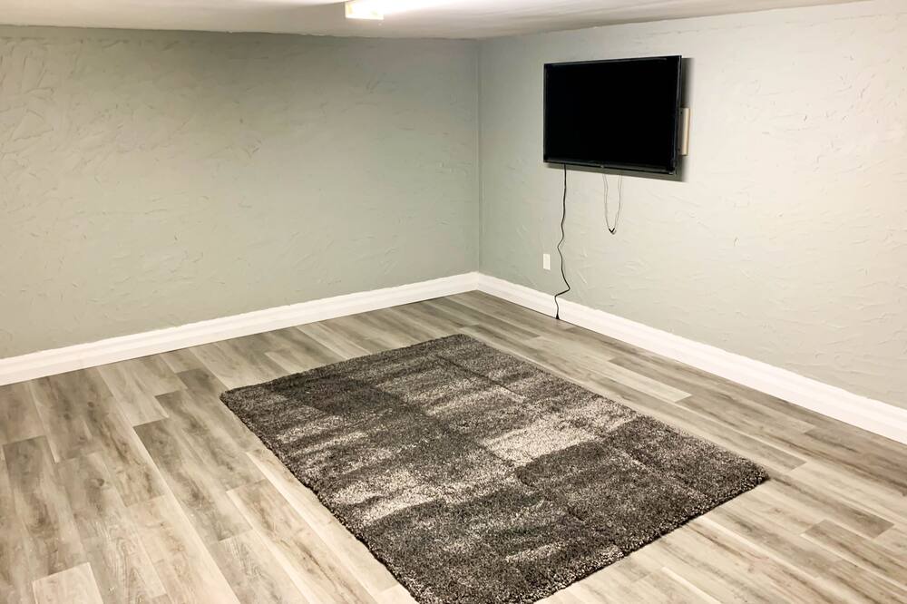 Photo of Bedroom in Strathroy
