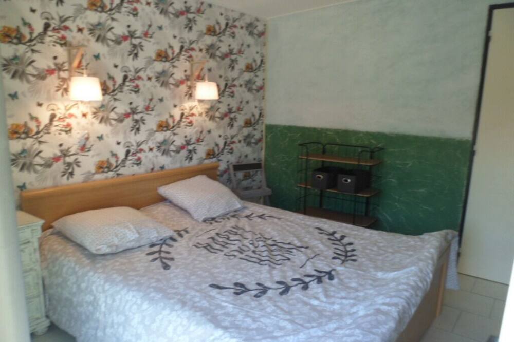 Photo of Bedroom in Ecuras