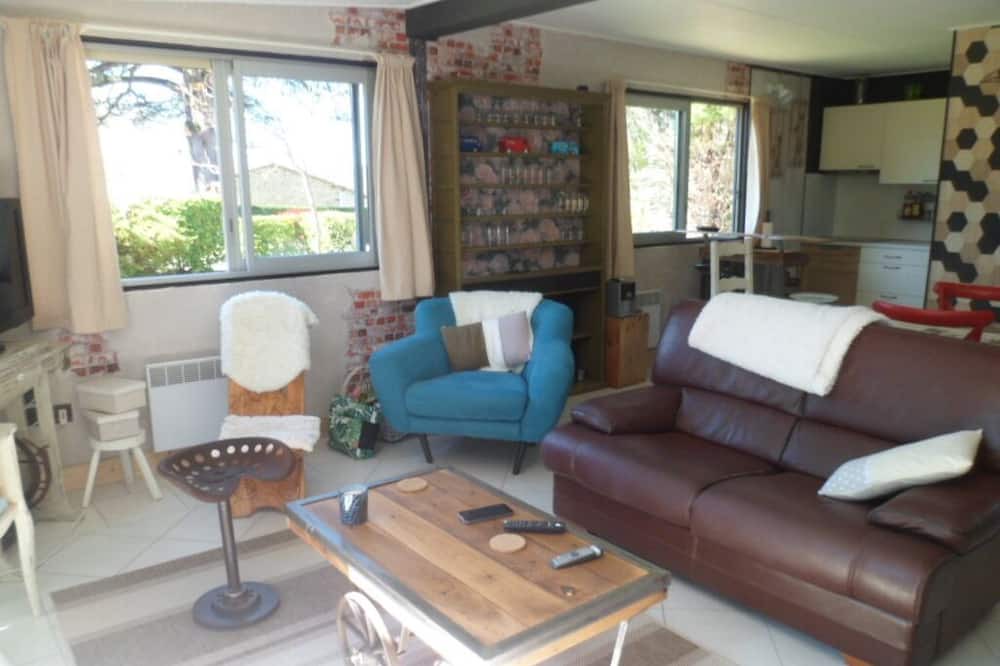Photo of Livingroom in Ecuras