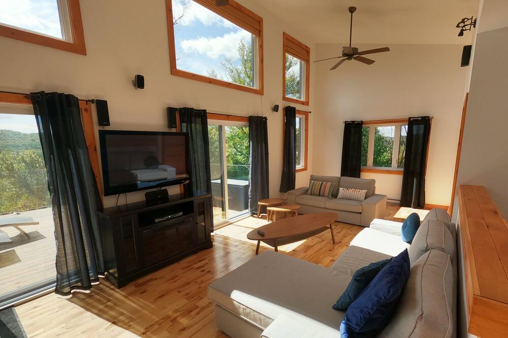 Photo of Livingroom in Lantier
