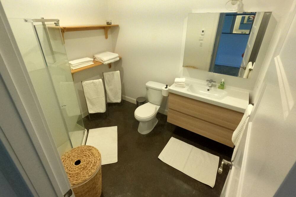 Photo of Bathroom in Lantier