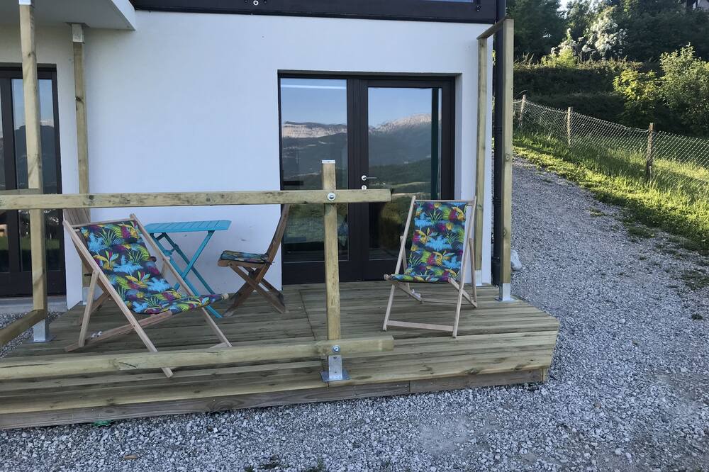 Photo of Patio Balcony in Pringy