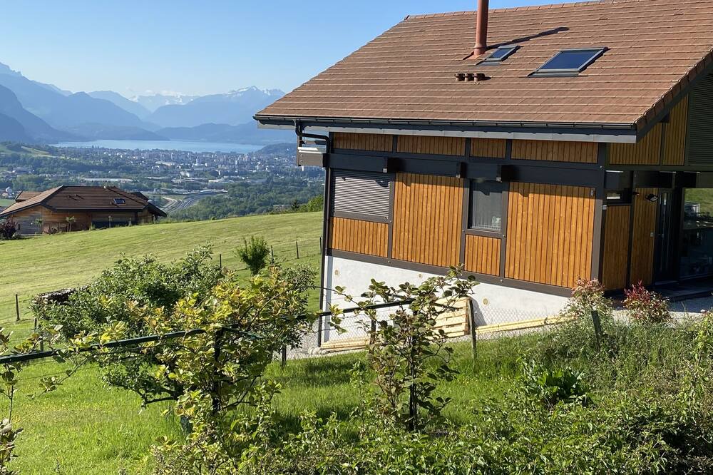 Photo of Outdoor in Pringy