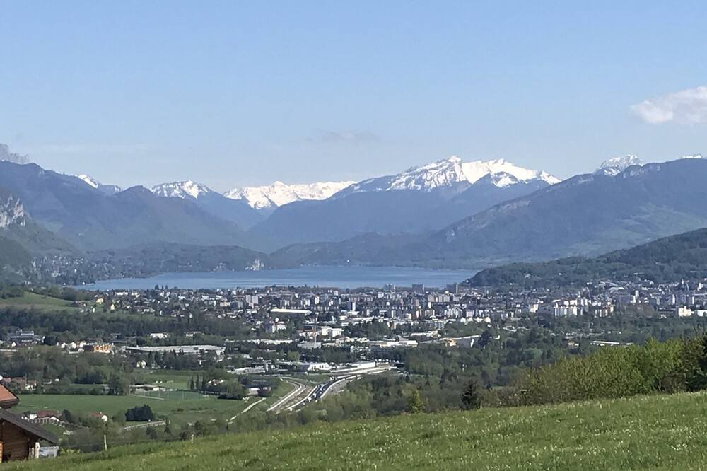 Photo of Outdoor in Pringy