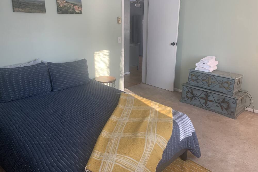 Photo of Bedroom in Rowland