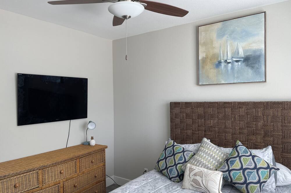 Photo of Bedroom in Spring Branch West