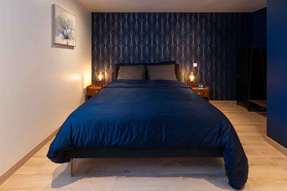 Photo of Bedroom in Charleville-Mezieres