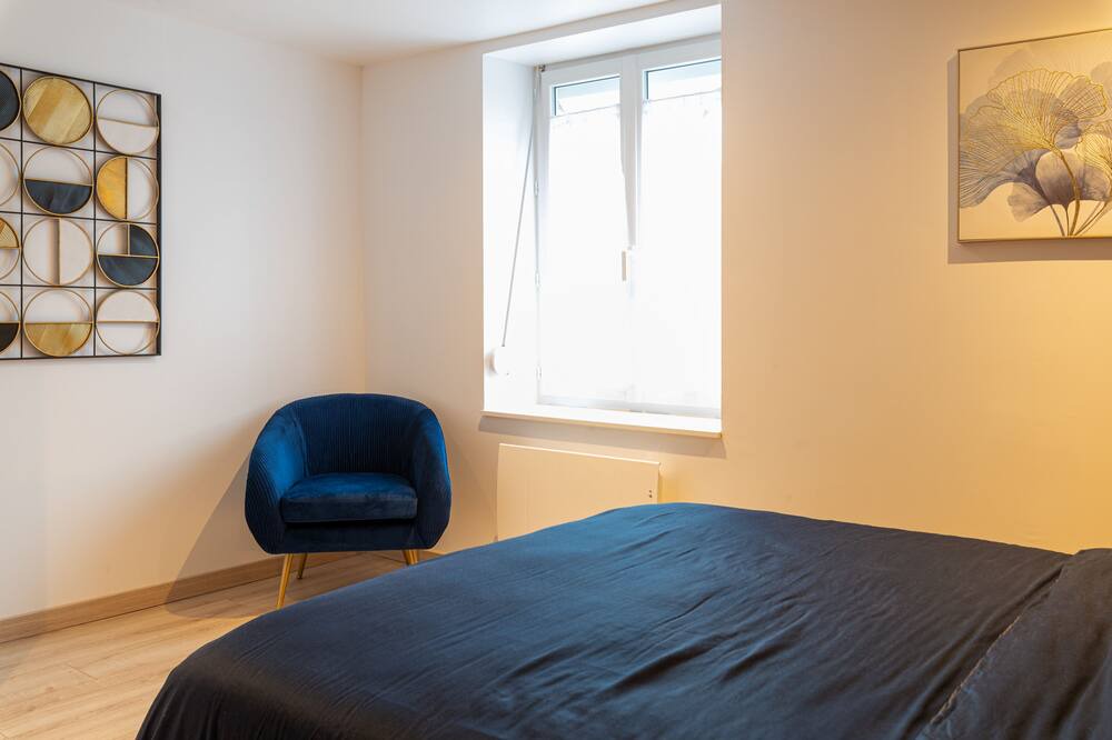 Photo of Bedroom in Charleville-Mezieres
