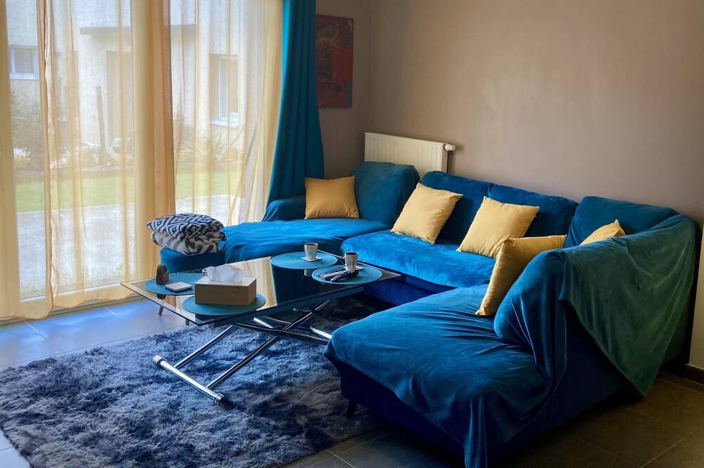 Photo of Livingroom in Bourg Pelousiere