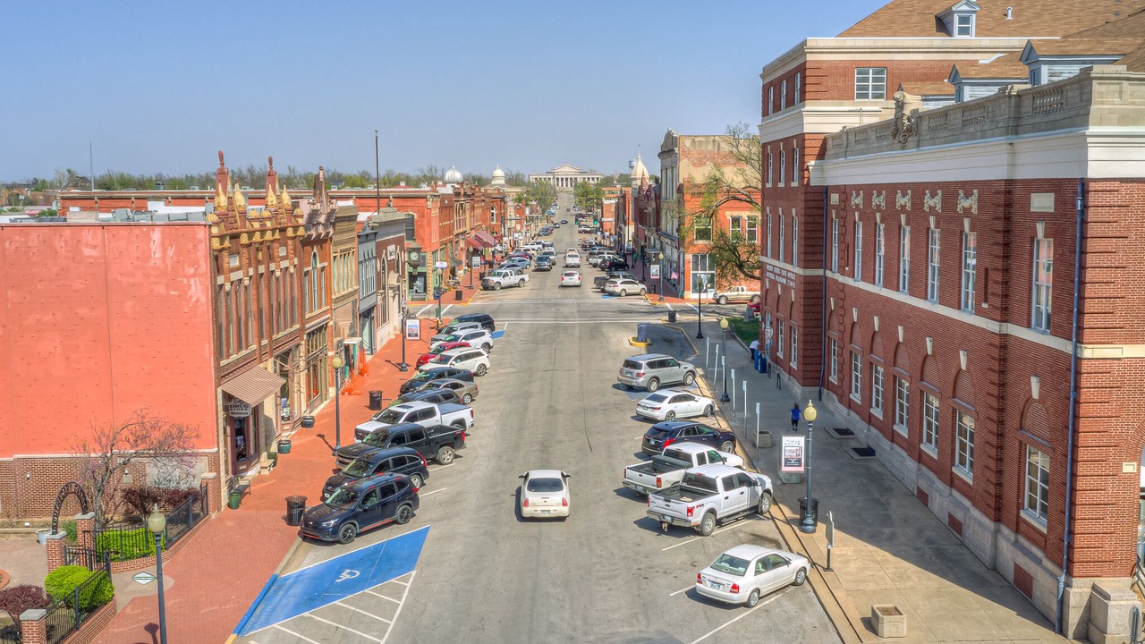 Photo of Others in Guthrie