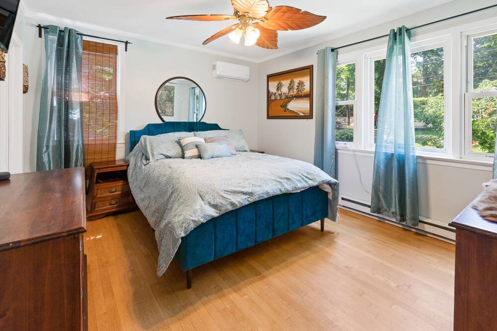 Photo of Others in Mastic Beach