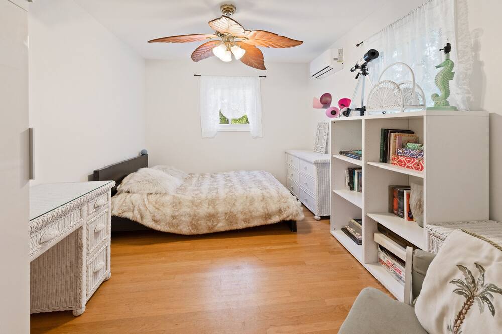 Photo of Others in Mastic Beach