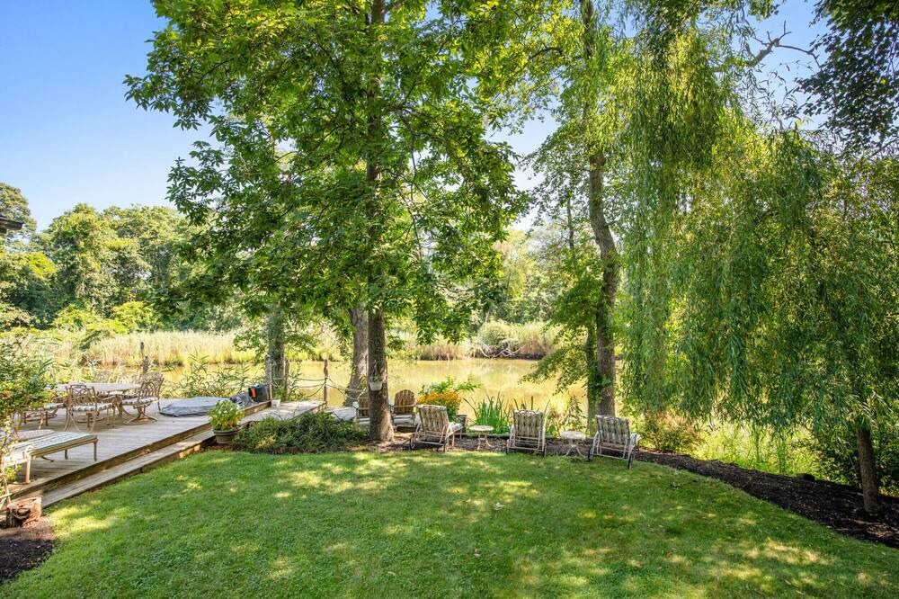 Photo of Outdoor in Mastic Beach