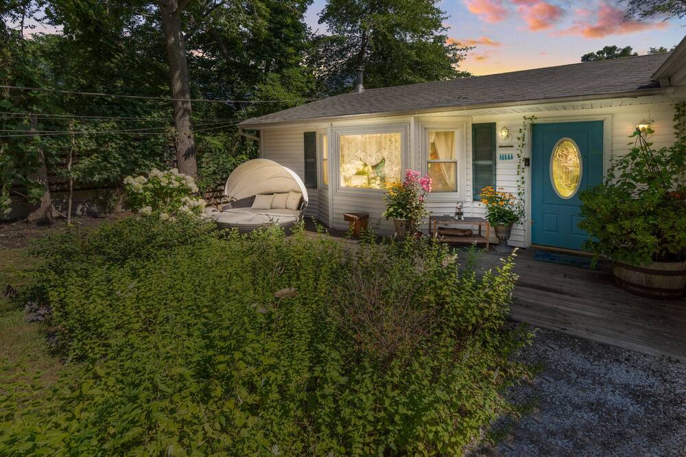 Photo of Outdoor in Mastic Beach