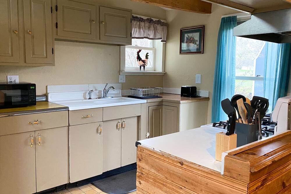 Photo of Kitchen in Town of Hounsfield